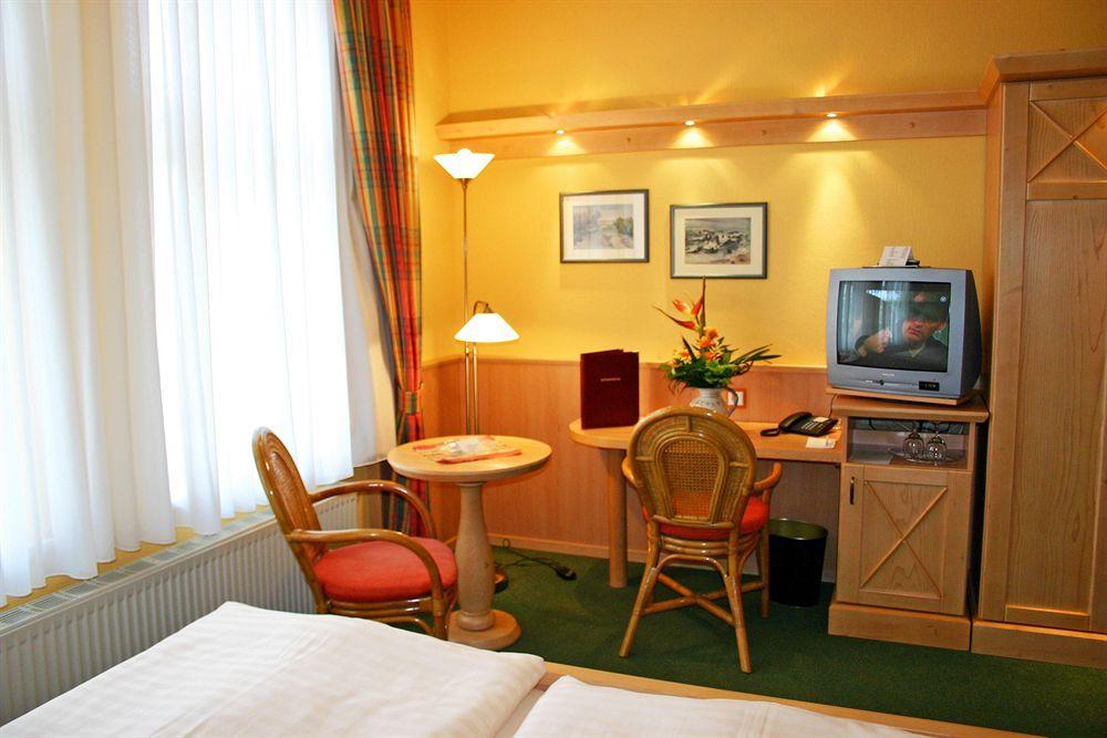 Duenenschloss Mit Private Hotel Zinnowitz